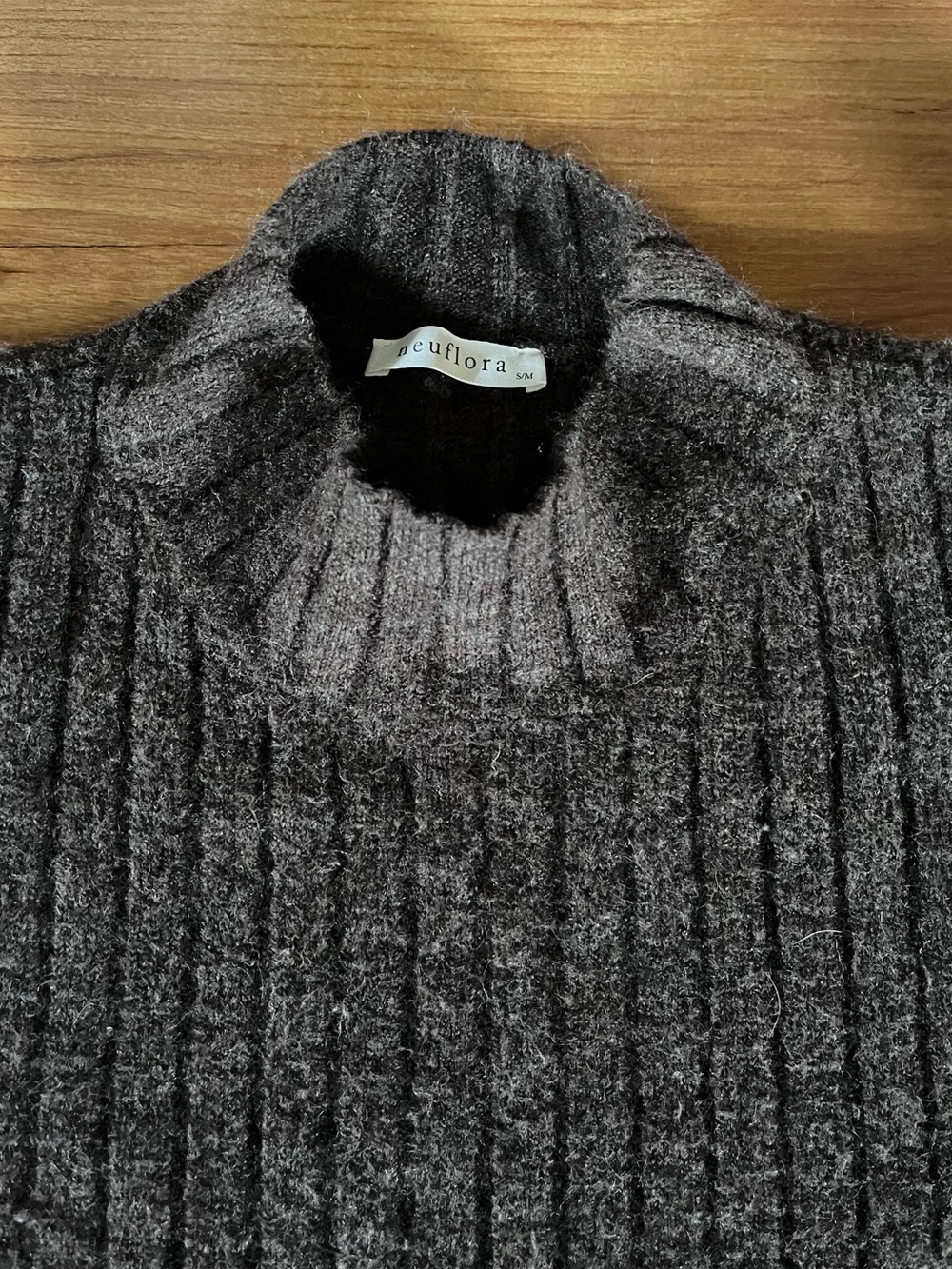 Neuflora Neutral Brown Ribbed Sweater - Picture 2 of 12